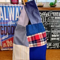 47☆USEDデニムシャツリメイク☆サブバッグ☆マイバッグ☆マルシェバッグ☆便利バッグ☆パッチワーク☆