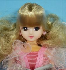 タカラ 5代目リカちゃん ピンキーピンクリカちゃん(外はねカール)