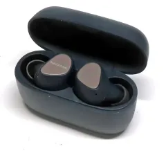 【中古】ヘッドフォン ナガオカ 低遅延モード搭載 完全ワイヤレスイヤホン (チャコールグレー) [BT831LL]