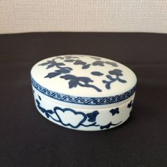 新品未使用　福泉窯まゆ型陶箱大2個セット　有田焼　福泉窯　蓋物 新品未使用 福泉窯まゆ型陶箱大2個セット 有田焼 福泉窯 蓋物 【公式通販】