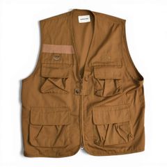 OSHKOSH クラシック ラギットベスト リメイク コンチョ付き - メルカリ