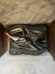 ニューバランス 1906R シルバー ブラック 新品