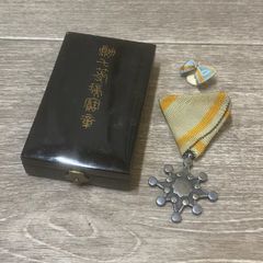 功七級金鵄勲章 - メルカリ