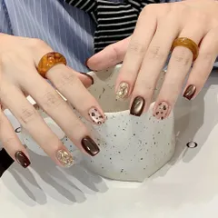 ZA 短いネイルシール、24枚入り、流行の和風スタイル、キュートでシンプル、ファッショナブル、入学式、卒業式、結婚式、ブライダルメイク、光沢のあるつけ爪に最適