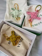 プレゼントにも☆Bottega Veneta レザー キーリング