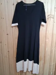 シンプル バイカラー ブラック 半袖 ONE PIECE (フリーサイズ)