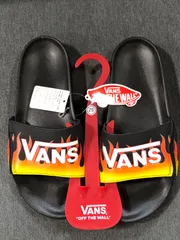 新品未使用　VANSバンズ　オーバーズSSサンダル　ファイヤー　28cmのサムネイル