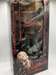 初期版】NECA ネカ 死霊のはらわた Evil Dead ヘンリエッタ - メルカリ