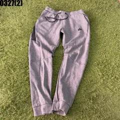 ナイキ テック フリース グレー トレーナー ズボン