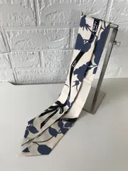 Fendi　フェンディ　リボンスカーフ　ラッピー　総柄　1585