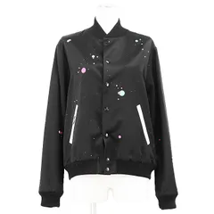 【極美品】SAINT LAURENT PARIS サン ローラン パリ ブルゾン スタジャン ロゴ ギャラクシー スター プラネット 宇宙 惑星 プリント ビーズ レーヨン × コットン ロングスリーブ アウター レディース 38 ブラック 黒 イタリア製のサムネイル