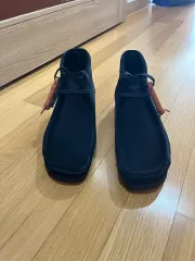 クラークス ワラビー ブーツ