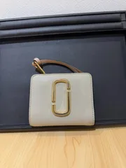 マークジェイコブス「ザ スナップショット コンパクト ウォレット」