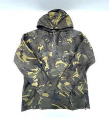 [盛岡75-0179] A.P.C. アーペーセー 迷彩柄コットンアノラックパーカー Mサイズ [中古/100][メンズ]のサムネイル