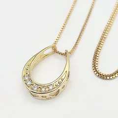 【美品】ハートデザインネックレス　ゴールドカラー　ラインストーン　透かし　SILVER　シルバー925　3.4g