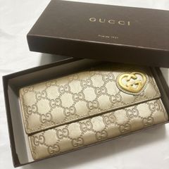 GUCCI ハート型金具付きハンドバッグ - メルカリ