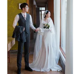 送料込み フレンチ軽ウェディングドレス2026新作春 花嫁気質小トレーンお色直し前 シンプルマーメイドサテン ミニドレス風ロング 深Vファスナー開き 白 上品エレガント 着痩せ体型カバー XS〜XL対応 大人気 結婚式前撮り二次会に