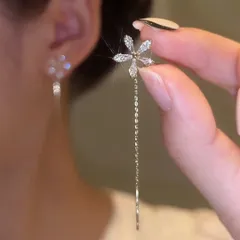 ピアス レディース 花 フラワー 揺れる ロング チェーンピアス アメリカンピアス キュービックジルコニア 18kコーティング ゴールド プラチナ ピンクゴールド 金属アレルギー対応 華奢 上品 大人可愛い おしゃれ 結婚式 プレゼント ギフト 送料無料