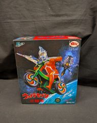 レア品 M1号 ウルトラマン三輪車 2期 2006年製 蓄光成形 - メルカリ