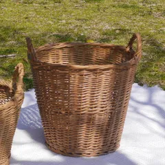 ヴィンテージ 籐バスケット｜持ち手付き｜飴色の風合いが美しい大容量の編みかご