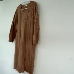 Vネックニット ロング ONE PIECE