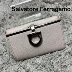 Salvatore Ferragamo フェラガモ キーケース ガンチーニ レザーのサムネイル
