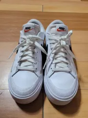 ナイキ コート LEGACY リフト レディース スニーカー (245mm)