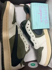 ジョーダン1 トラヴィス スコット リバース オリーブ 270 新品