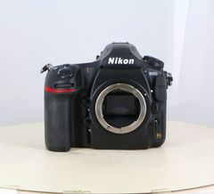 Nikon D5 XQD 美品 シャッター約3万回 - メルカリ