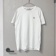 Calvin Klein カルバ・ンクライン ロゴ 半袖