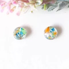 no.549　レジン　押し花　カラフル　丸型　ぷっくり　ピアス　イヤリング　ハンドメイド