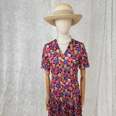 花柄ワンピース 総柄 レトロ 半袖 プリーツ切替 フラワー柄 ブラウンベース 上品 クラシカルヴィンテージ レディース