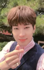 【中古】コレクションカード(男性) SEVENTEEN/WONWOO(ウォヌ)/衣装ピンク・黒・右手指ハート・裏面ベージュ/CD「3RD Album ： An Ode(The Poet ver.)封入特典フォトカード
