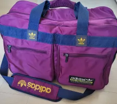 アディダス オールドスクール ボストンバッグ スポーツバッグ ジムバッグ 出品