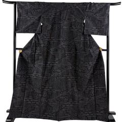 美品 単衣 着物通の貴女に お洒落な 塩沢紬（正絹）仕立上り＜TT1401
