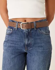 エイソス レディース アクセサリー ベルト ジーンズ ASOS DESIGN waist and hip jeans classic jean belt in chocolate with antiqのサムネイル