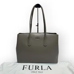 FURLA フルラ テッサ　レザー トートバッグ グレージュ系　肩掛け A4対応 通勤 通学
