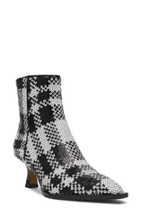 ベッツィジョンソン レディース シューズ ブーツ・レインブーツ Betsey Johnson Louisa Pointed Toe Bootie Black White Plaid ホワイトのサムネイル