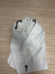 アディダス 柔道着 トップス 白 (今では入手困難)