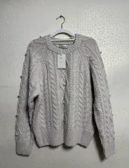 ウール ケーブルニット アイボリー