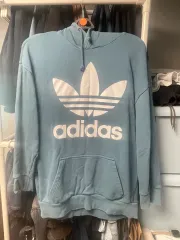 アディダス オリジナル フーディー L