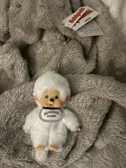 セキグチ モンチッチ ぬいぐるみ 白 カラー 新品 キーホルダー ぬいぐるみ