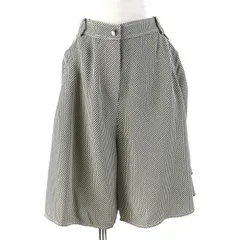 未使用品△LOUIS VUITTON ルイヴィトン 2024年製 LVレザーパッチ カラコラム フレア ショートパンツ 裏地シルク100％ ベージュ ブラック 40 ハンガー・ガーメント付き イタリア製 正規品 レディース オススメ◎のサムネイル
