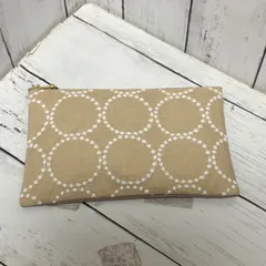 ハンドメイド　ミナペルホネン　タンバリン　ベージュのポーチ