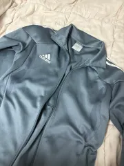 アディダス グレー ダークグレー ジャージ