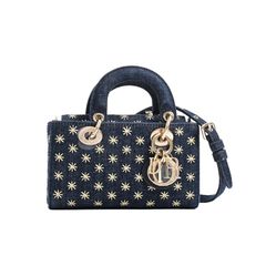 Dior addict ディオール アディクト zodiac チェーンバッグ - メルカリ
