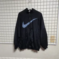 (状態良し)NIKE(ジャージ)アウター(メンズ95)