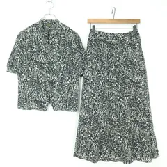 レリアン★セットアップ 透け感のある上品な小花柄♪ ブラウス＆フレアスカート サイズ9号 黒系 z19361