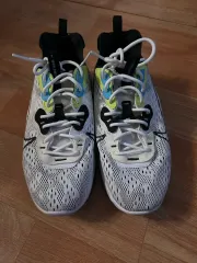 ナイキ リアクト コート ビジョン ワールドワイド + adidas アディダス スタン スミス 255cm