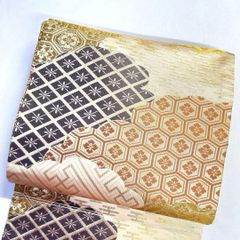 ◆663◆袋帯 六通 逸品 華文 有職文様 相良刺繍 金糸駒刺繍　正絹　着物帯 ◇701◇六通 袋帯 華紋 有職文様 金糸刺繍 正絹 着物帯 和装 - メルカリ